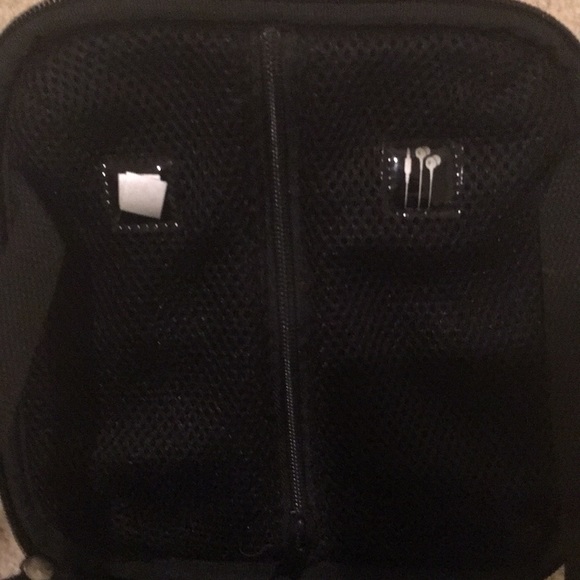 3ds XL, 3ds Case, 10 Games - Picture 7 of 8